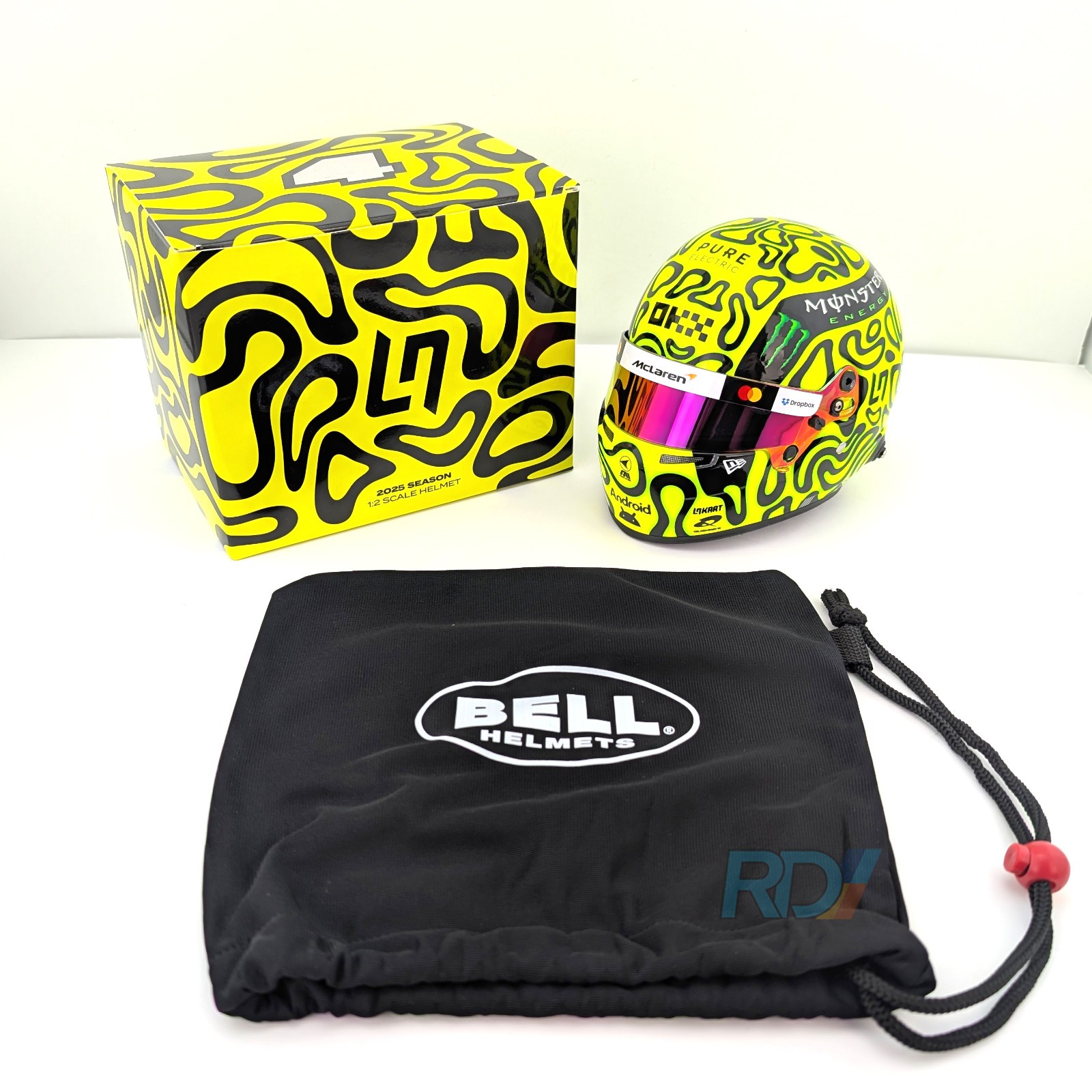 2025 Lando Norris McLaren Mini Helmet – 1:2 Scale Bell F1 Helmet – Model 4100416