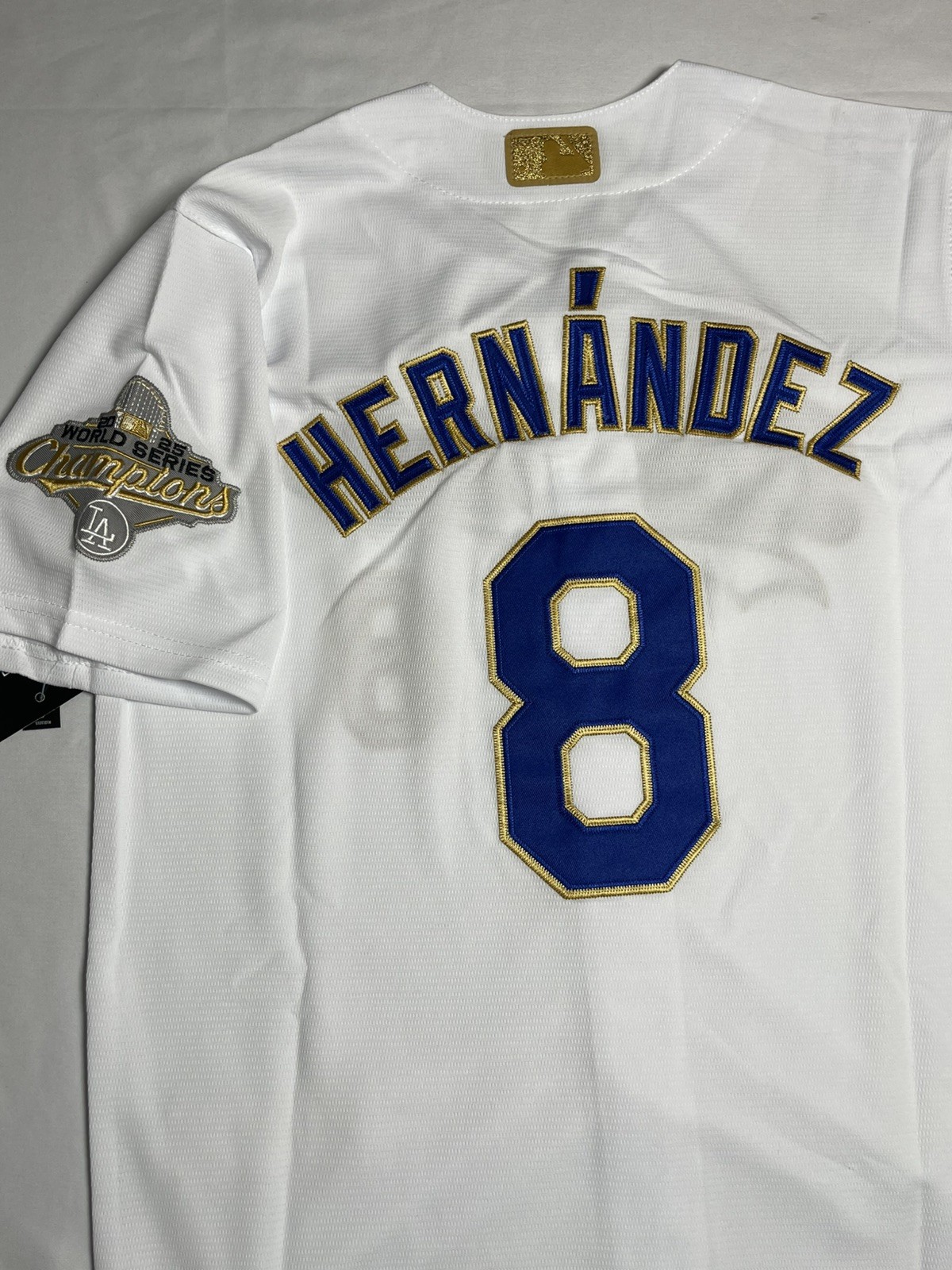 Los Angeles Dodgers Enrique ‘Kike’ Hernandez #8 Woman’s Gold Collection Jersey