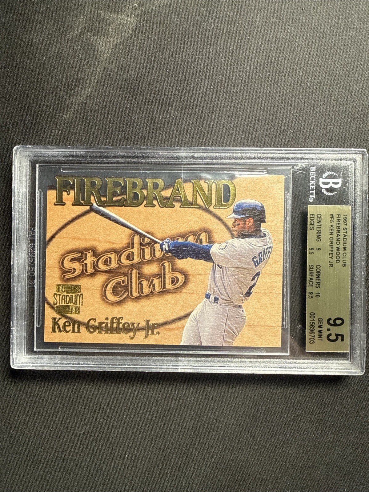 1997 Topps Stadium Club – Firebrand Ken Griffey Jr #FB 5 Members Only BGS 9.5