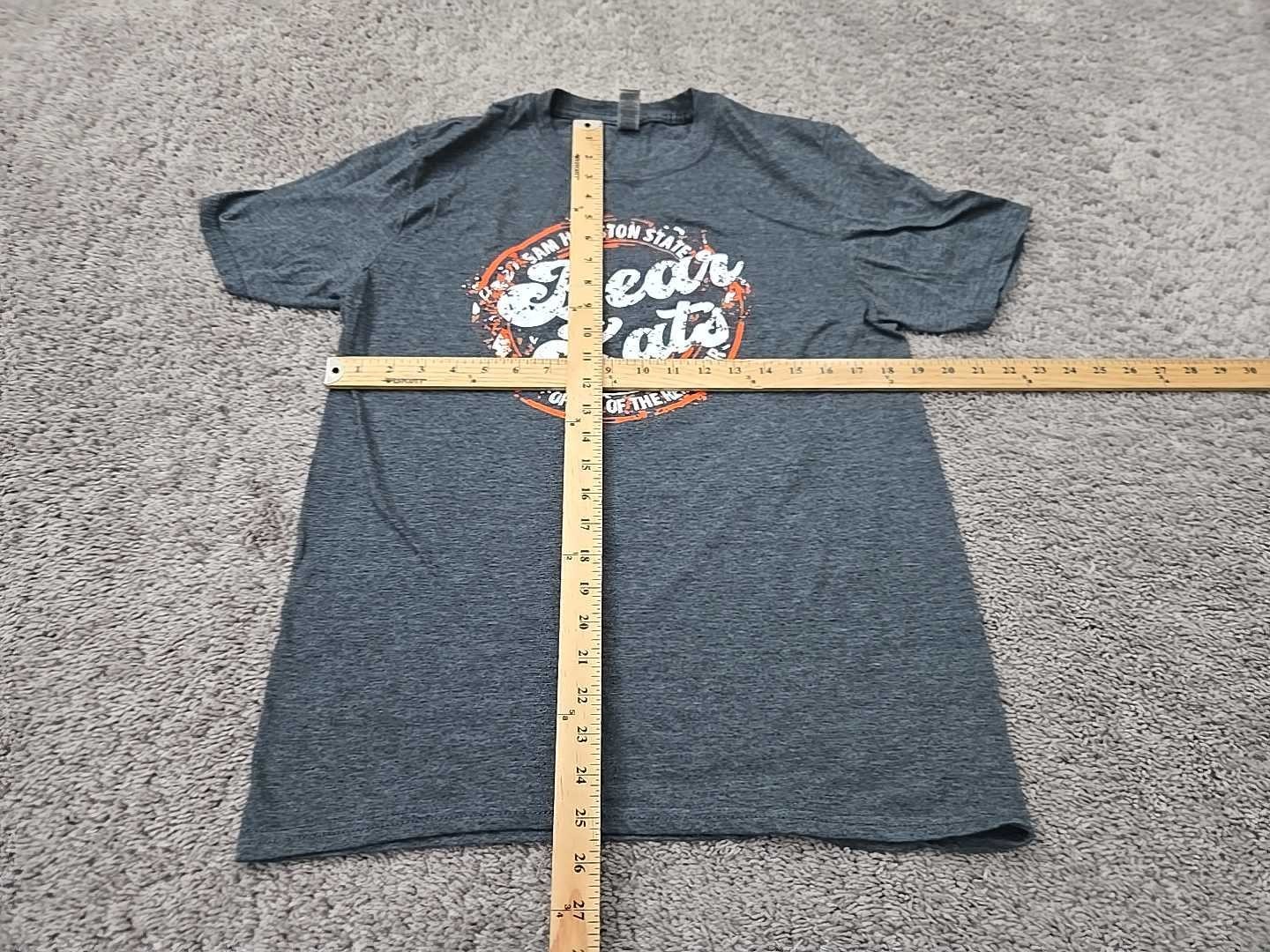 Sam Houston State Bearkats TShirt Mens M Short Sleeve NCAA Gildan Heathered Gray
