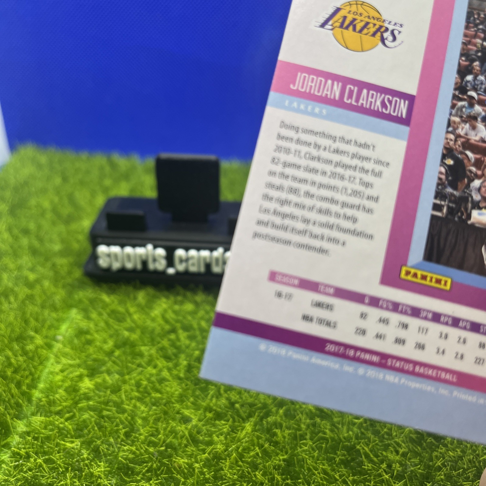 2017-18 Panini Status – Jordan Clarkson #64 Red /299