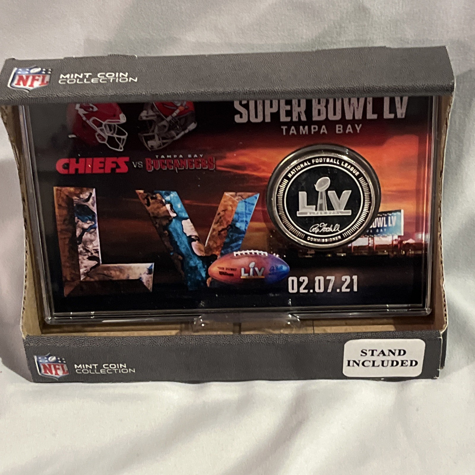 Highland Mint Super Bowl LV Chiefs VS Buccaneers Commemerative Coin Orig Pkg!!