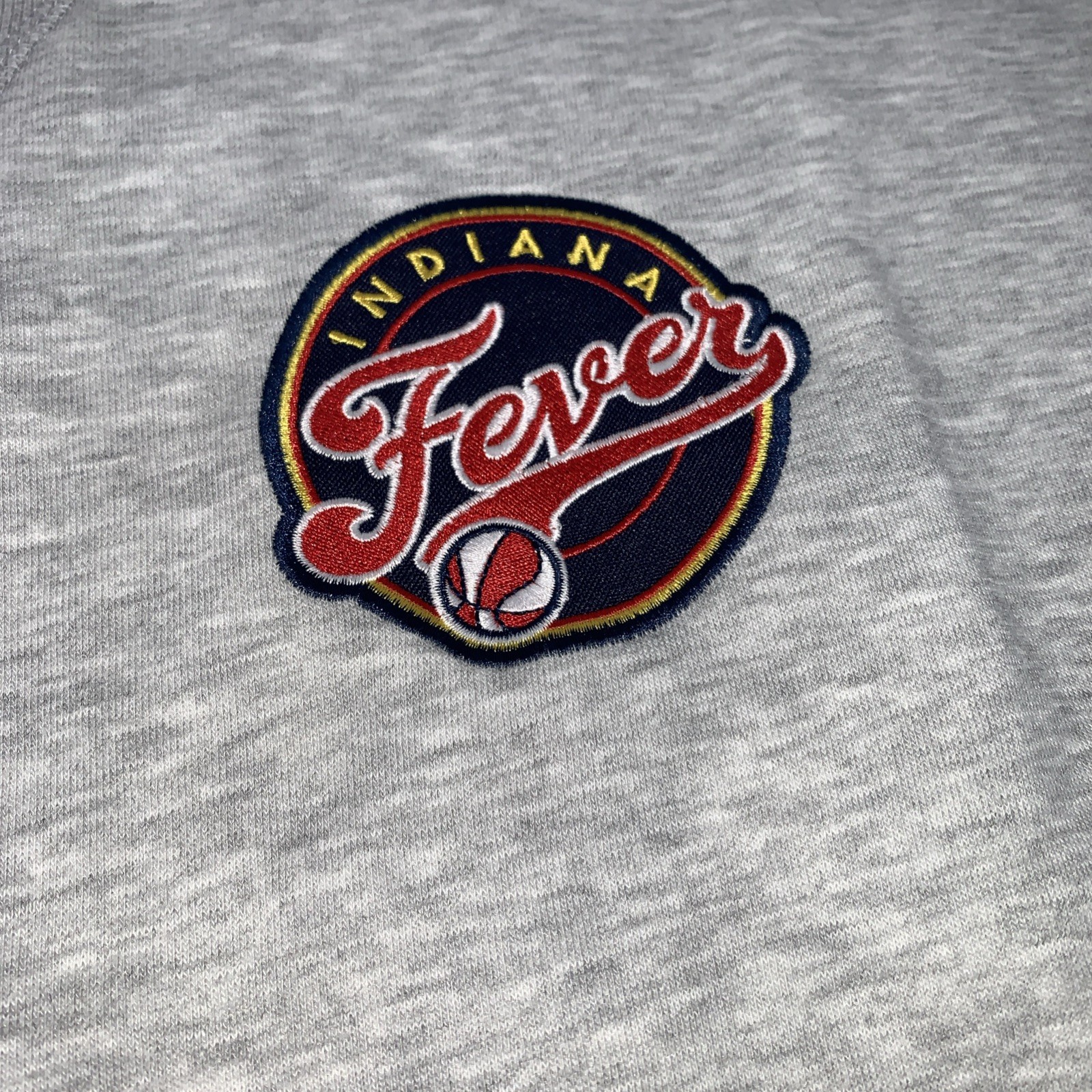 WNBA Indiana Fever Grey Mens large Sweatshirt NWT By Ultra Game And WNBA Mens L