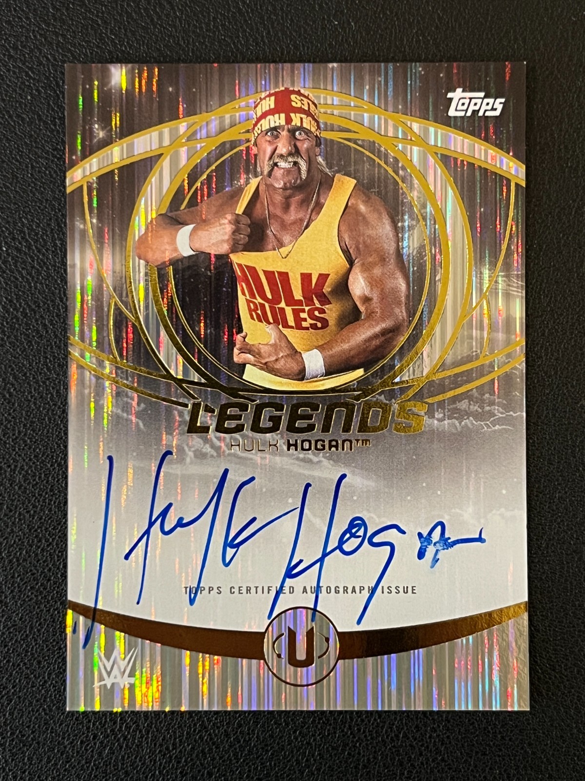 Hulk Hogan 2025 Topps WWE Universe Auto Legends LGA-HUH