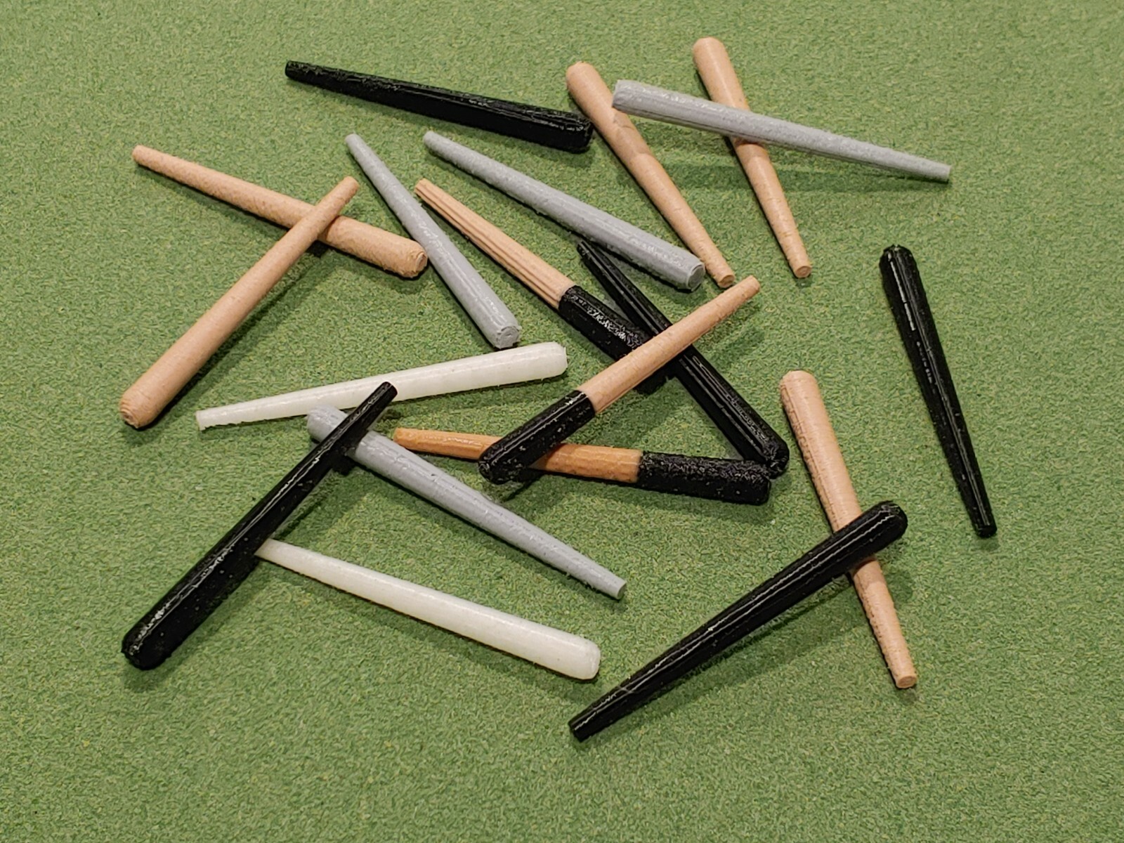 2 Baseball Bats for Bobbleheads – Various Colors