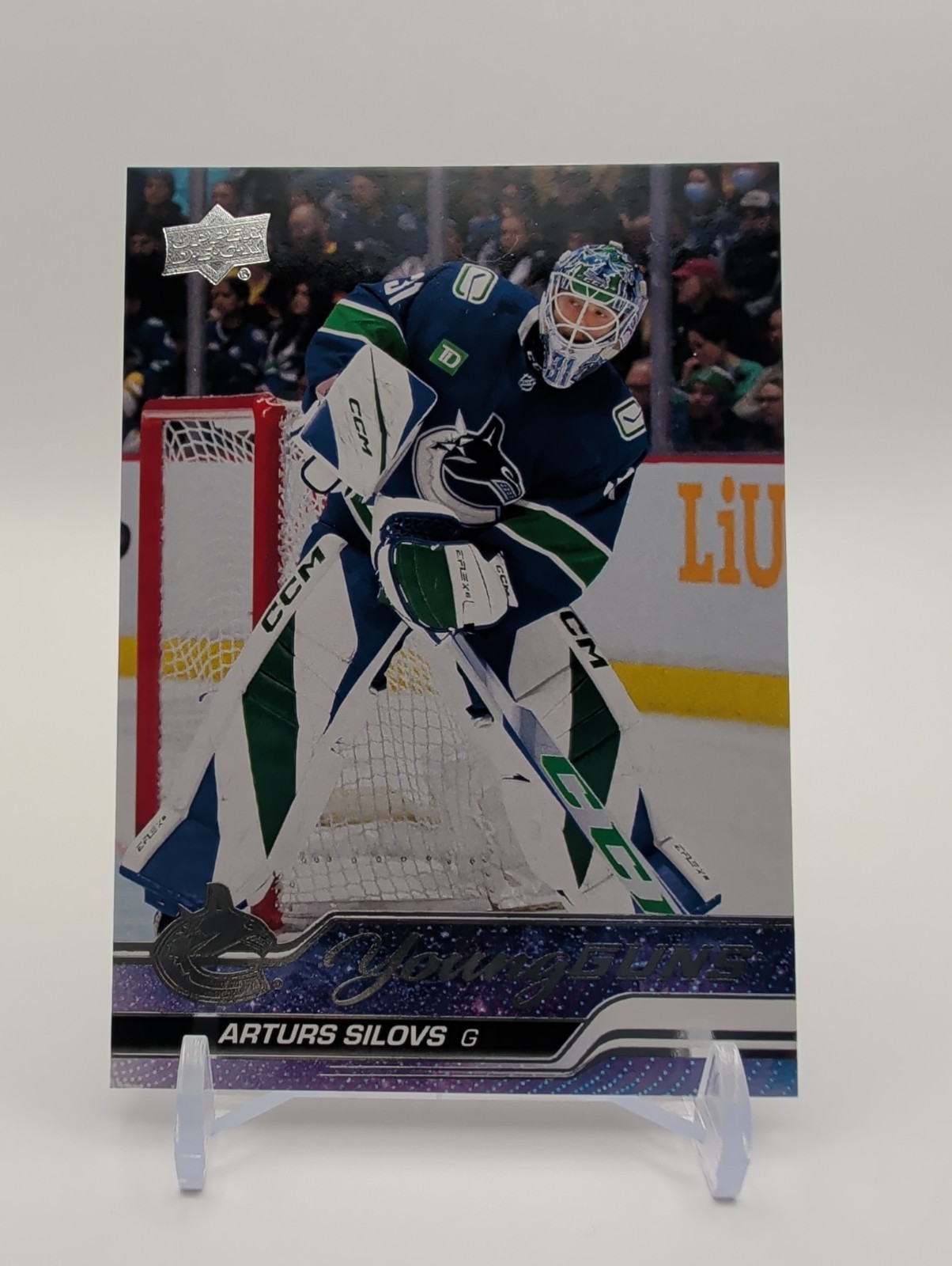 2023-24 Upper Deck Series 2 – Young Guns Arturs Silovs #485 (RC)