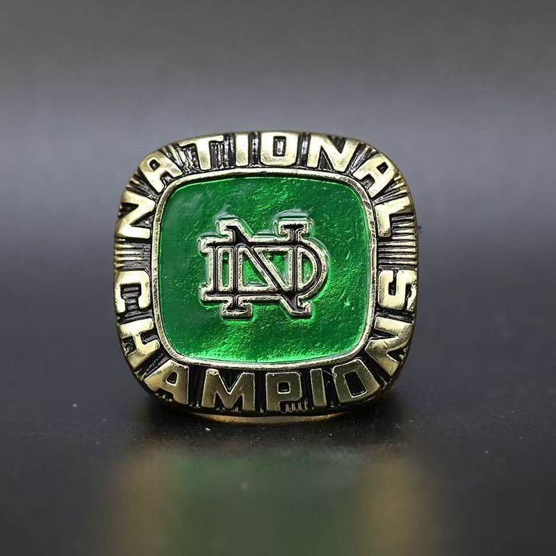 1977 Notre Dame Fighting Irish Championship Ring / Montana