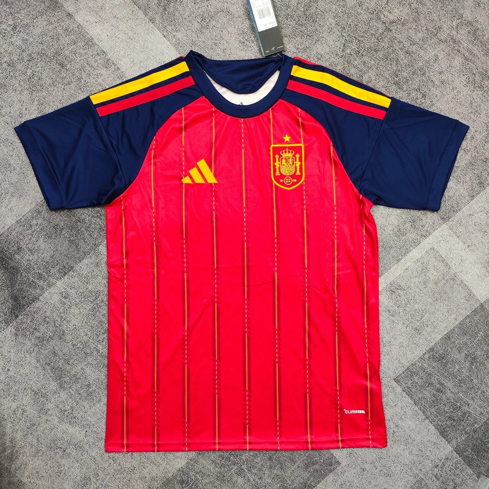 Spain 2026 Fan Version Jersey Premium Soccer Shirt-JUST RELEASED!!!