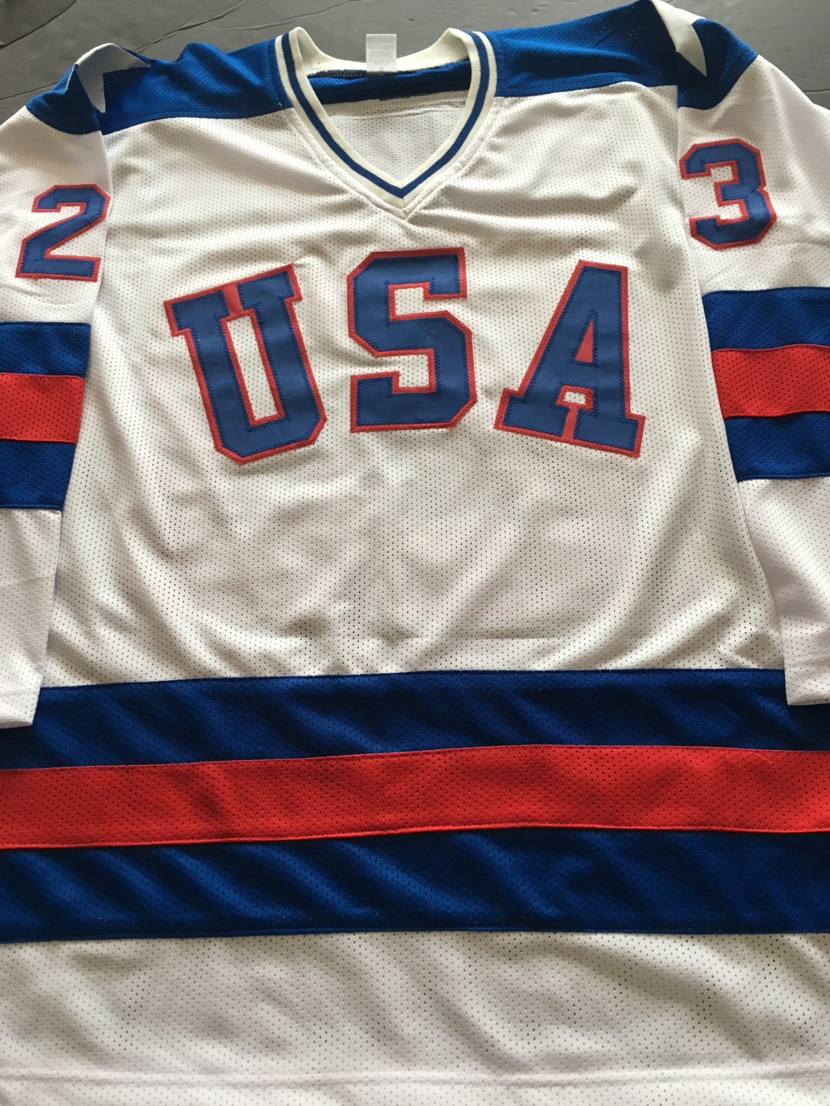 DAVE CHRISTIAN AUTOGRAPHED 1980 OLYMPIC JERSEY J.S.A. AUTHENTICATED