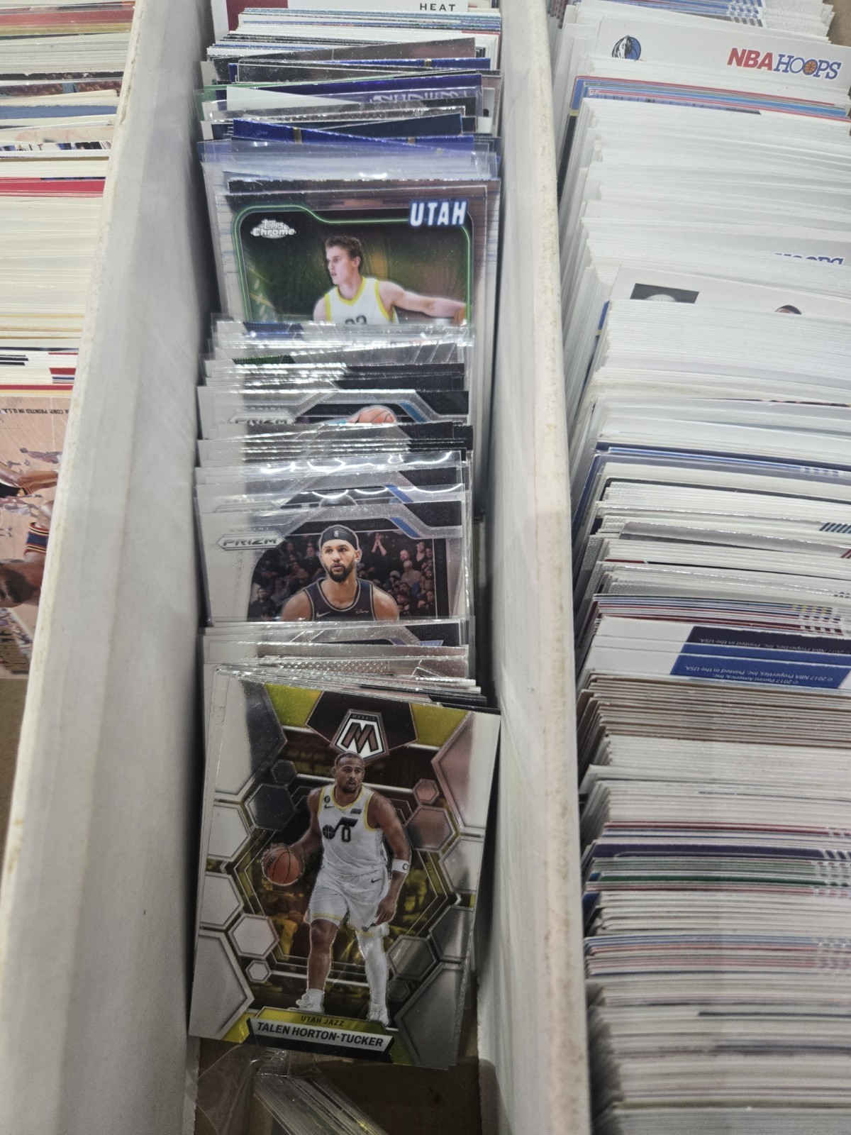 ULTIMATE Mix SPORTS CARD TREASURE BOX 4,000-5,000+ CARDS NFL,MLB,NBA Variety LOT