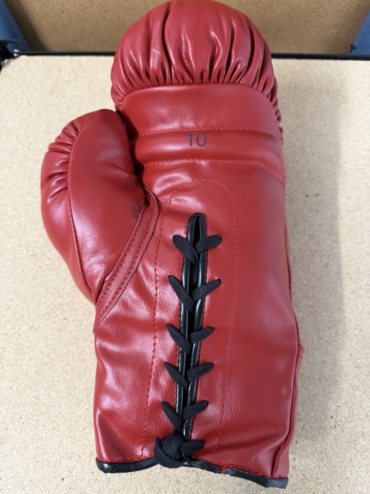 Muhammad Ali Signed Everlast Boxing Glove Authenticated