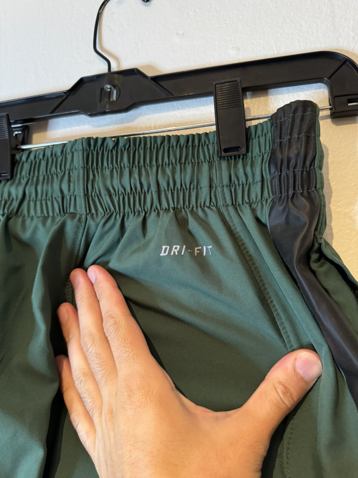 Nike Dri-Fit Oregon Ducks Shorts Men’s Size Small Rare Green Basketball