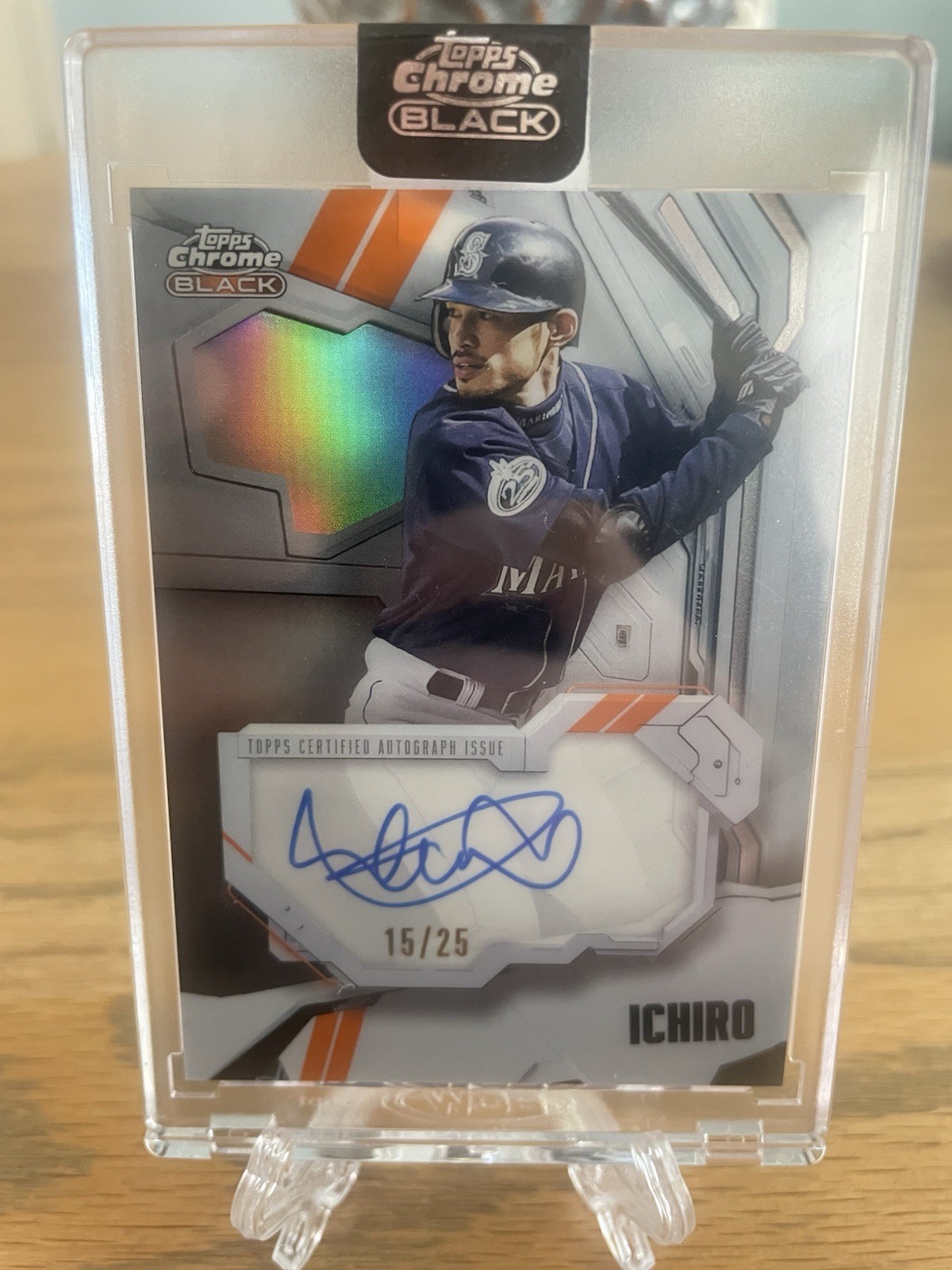 2026 Topps Chrome Black Ichiro Ivory Autograph Orange 15/25 #IVA-1 – Mariners