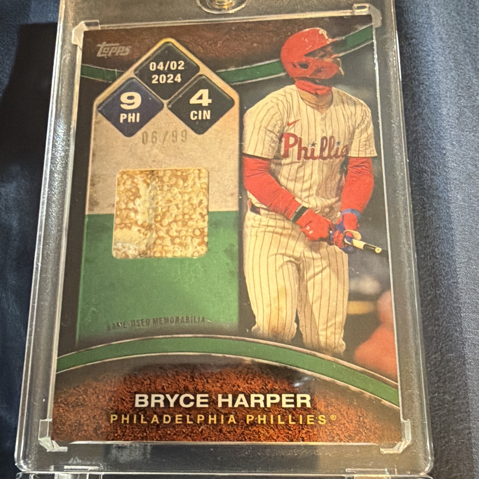 Topps Rounding the Bases Relics Bryce Harper RTB-BHAR Green /99 MEM
