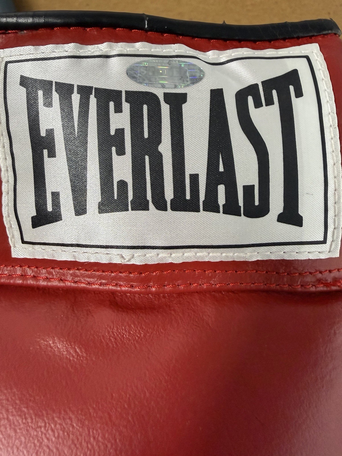 Muhammad Ali Signed Everlast Boxing Glove Authenticated