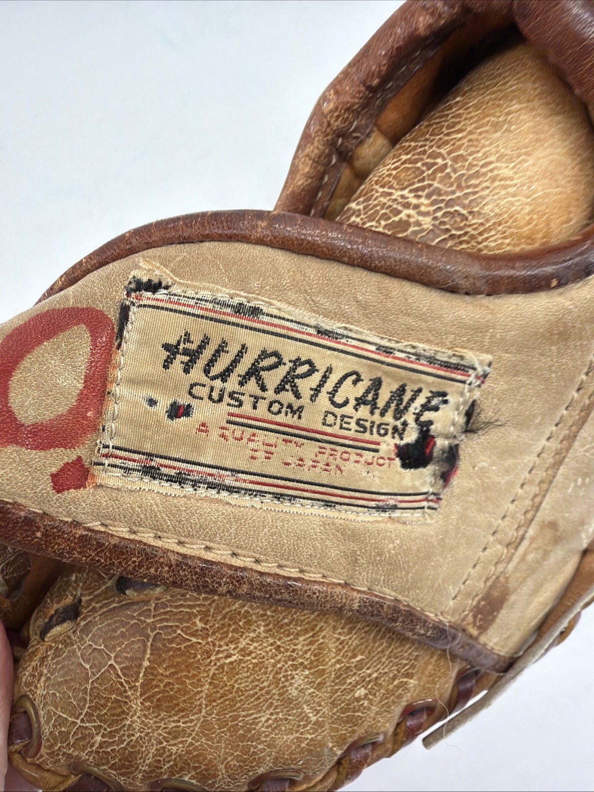 Vintage Leather Hurricane L-330 Trophy Model Baseball Catchers Mitt