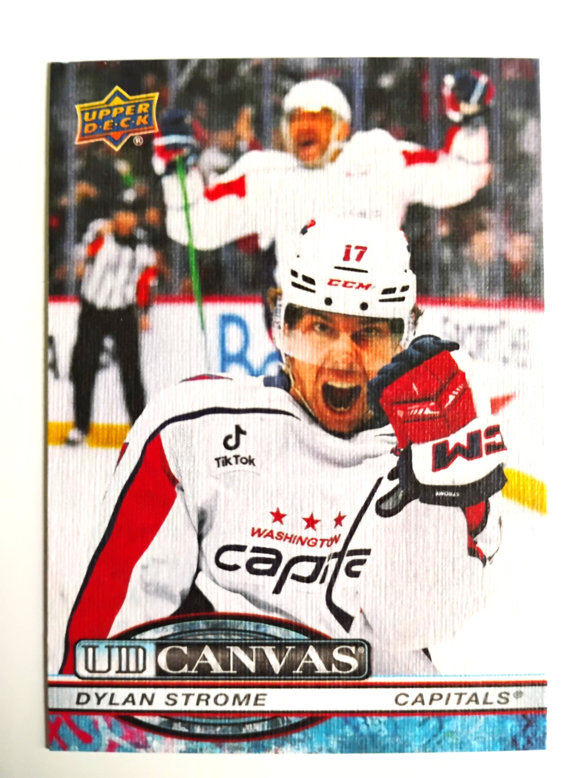 25 26 UPPER DECK UD CANVAS DYLAN STROME C130