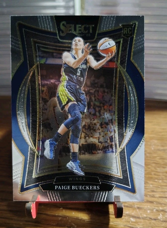 2025 Panini Select WNBA Concourse Paige Bueckers #25 RC
