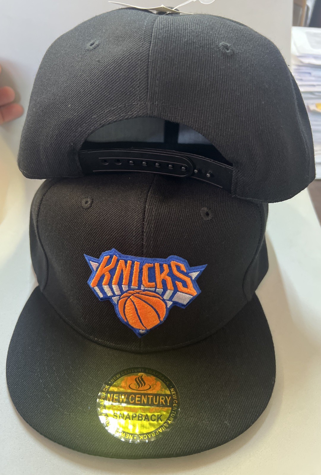 New York Knicks black snapback flat brim baseball hat cap one size adult