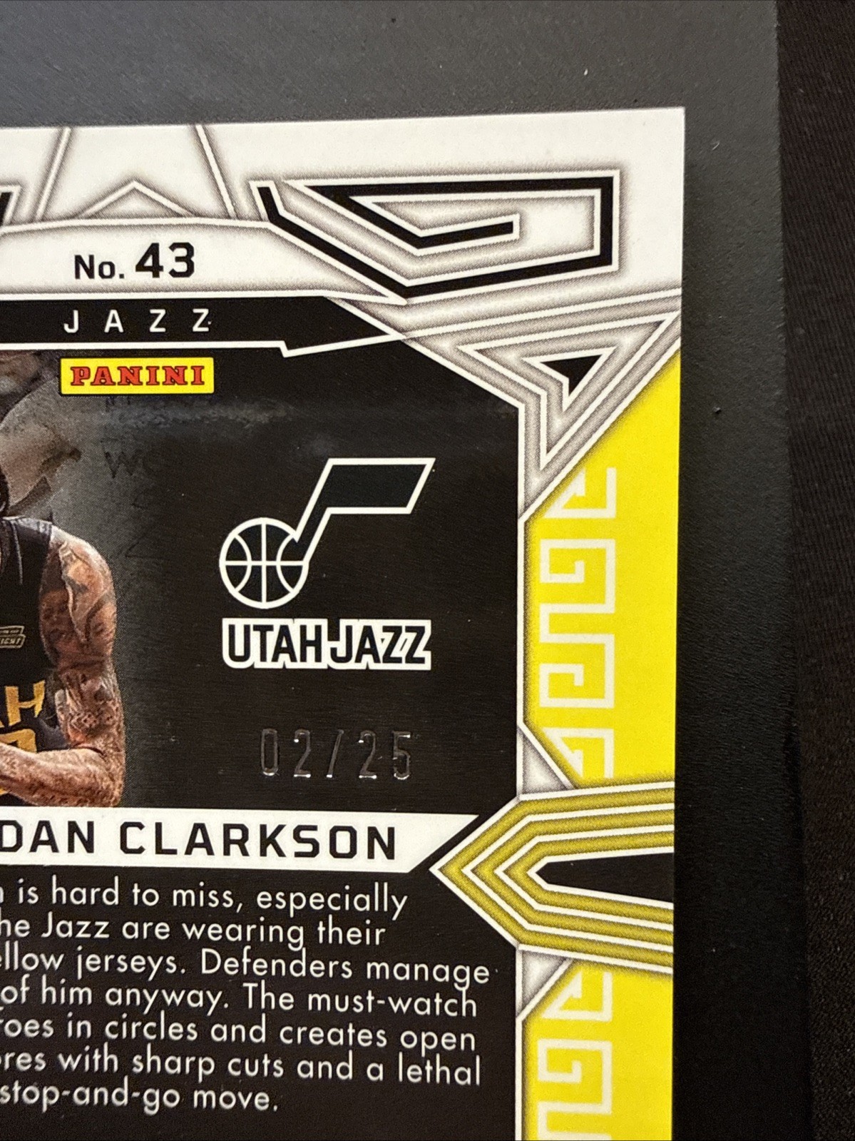Jordan Clarkson 2022-23 Panini Obsidian Basketball Green Flood Prizm /25 #43