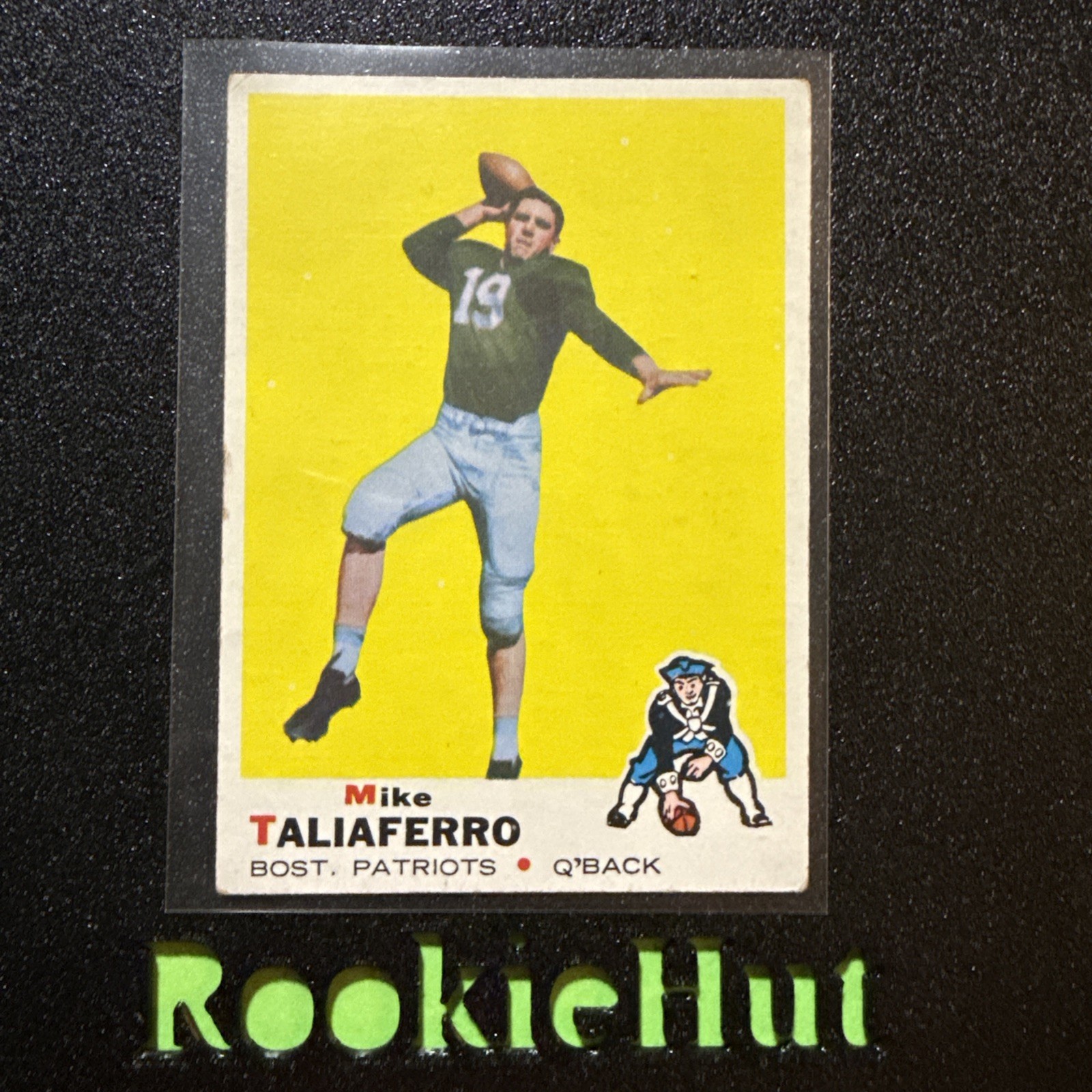 RH1117 1969 Topps – Mike Taliaferro #241 – Boston Patriots Quarterback – Yellow