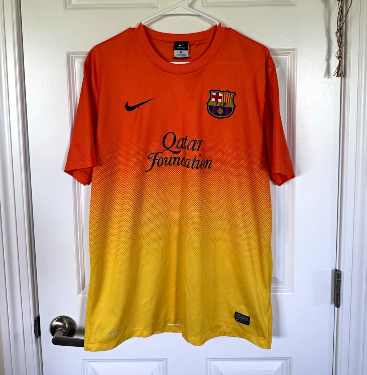 Nike FC Barcelona 2012-13 away kit