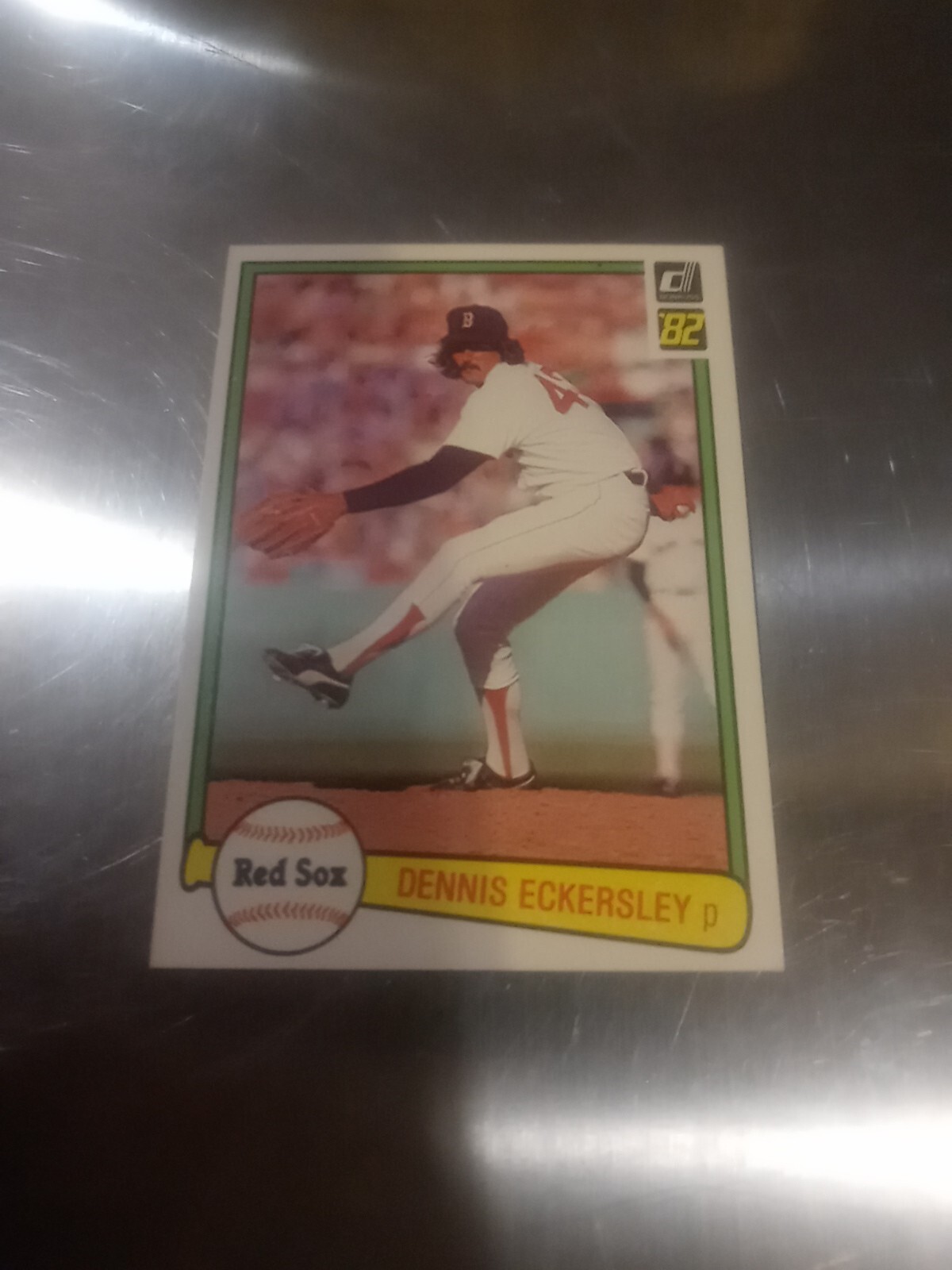 1982 Donruss Baseball Dennis Eckersley #30 – Boston Red Sox Card