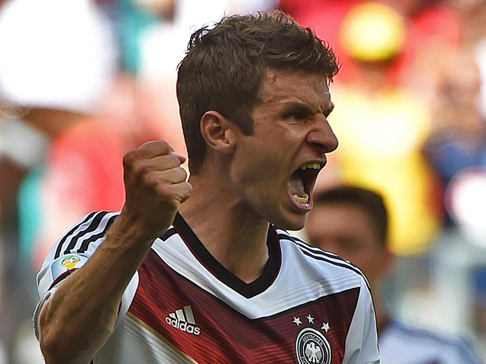 WINNER MEN’S GERMANY 2014/2015 THOMAS MULLER SOCCER FOOTBALL SHIRT JERSEY SIZE M