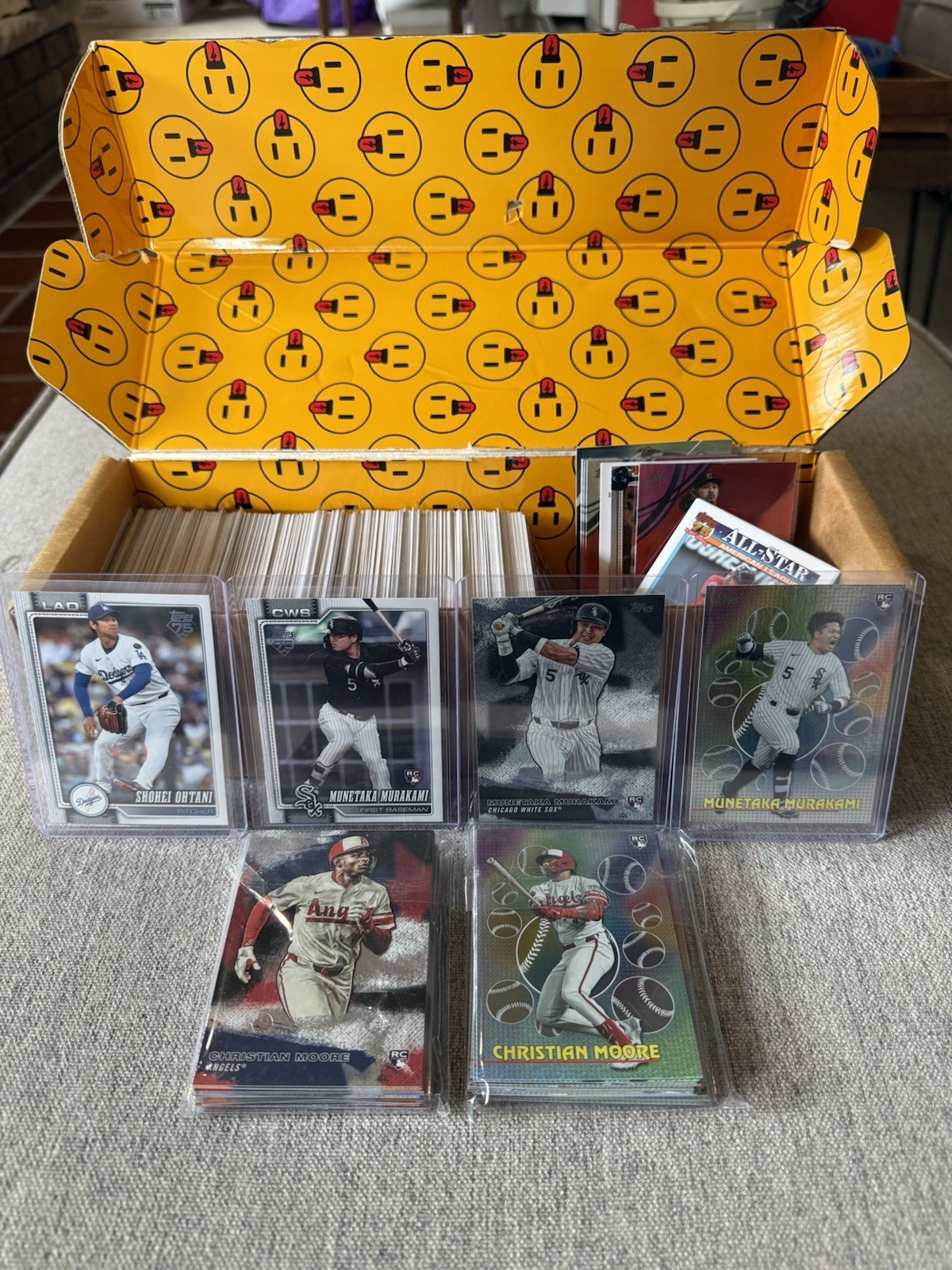 2026 Topps Series 2 Complete Set #351-700 + Titans & Stars Complete Insert Sets