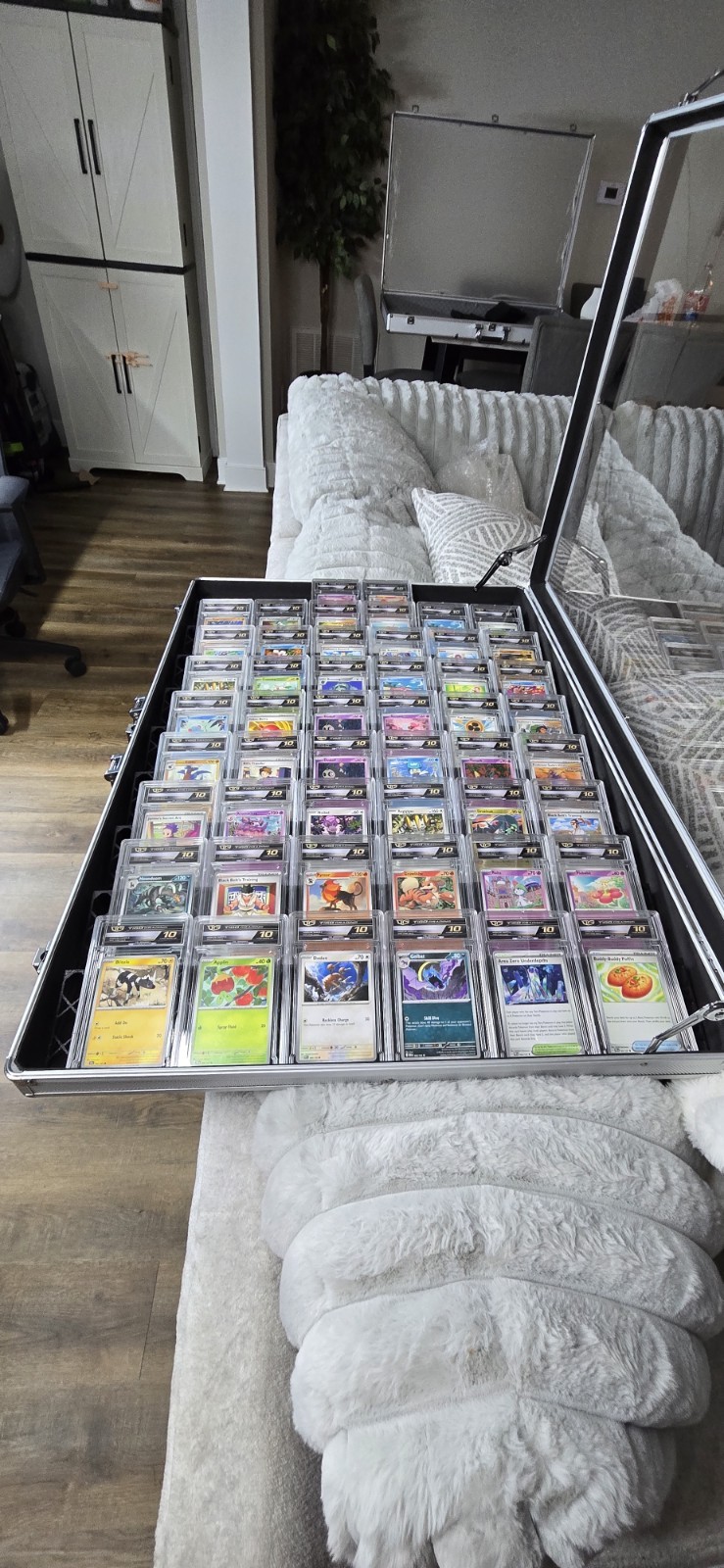 Display Case Card Riser Stands-For 34×22 Vertical/Horizontal Case – 27-33 Risers
