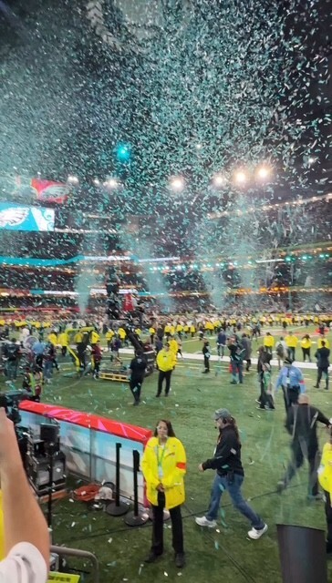 Super Bowl LIX EAGLES Confetti Authentic 40+ Pieces