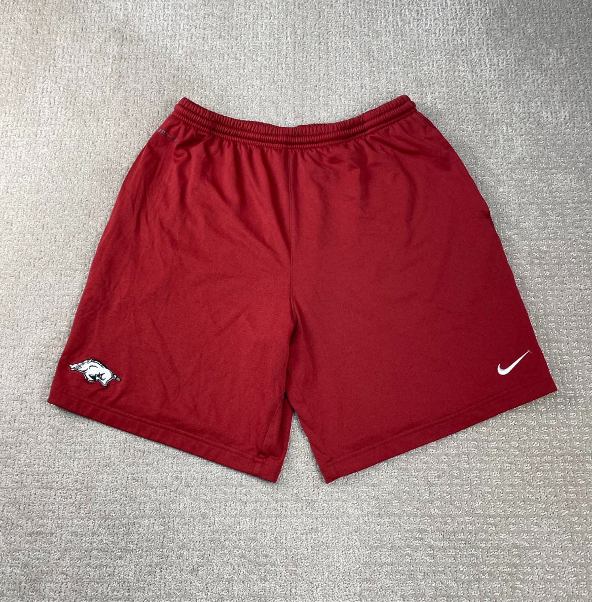 Nike Dri-FIT Shorts Mens Medium Red Athleticwear Activewear Arkansas Razorbacks