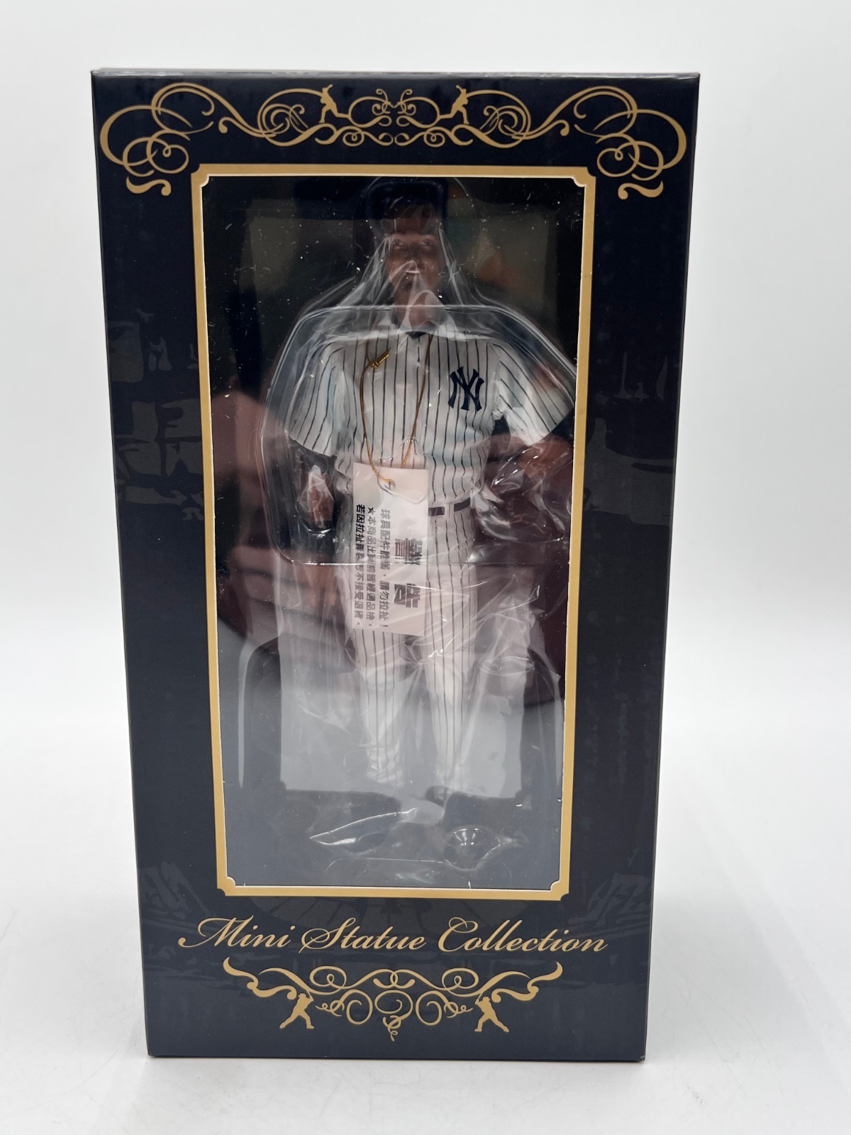 Derek Jeter Yankees Qman Mini Statue #487/1500 NIB Rare Taiwan Import MLB New