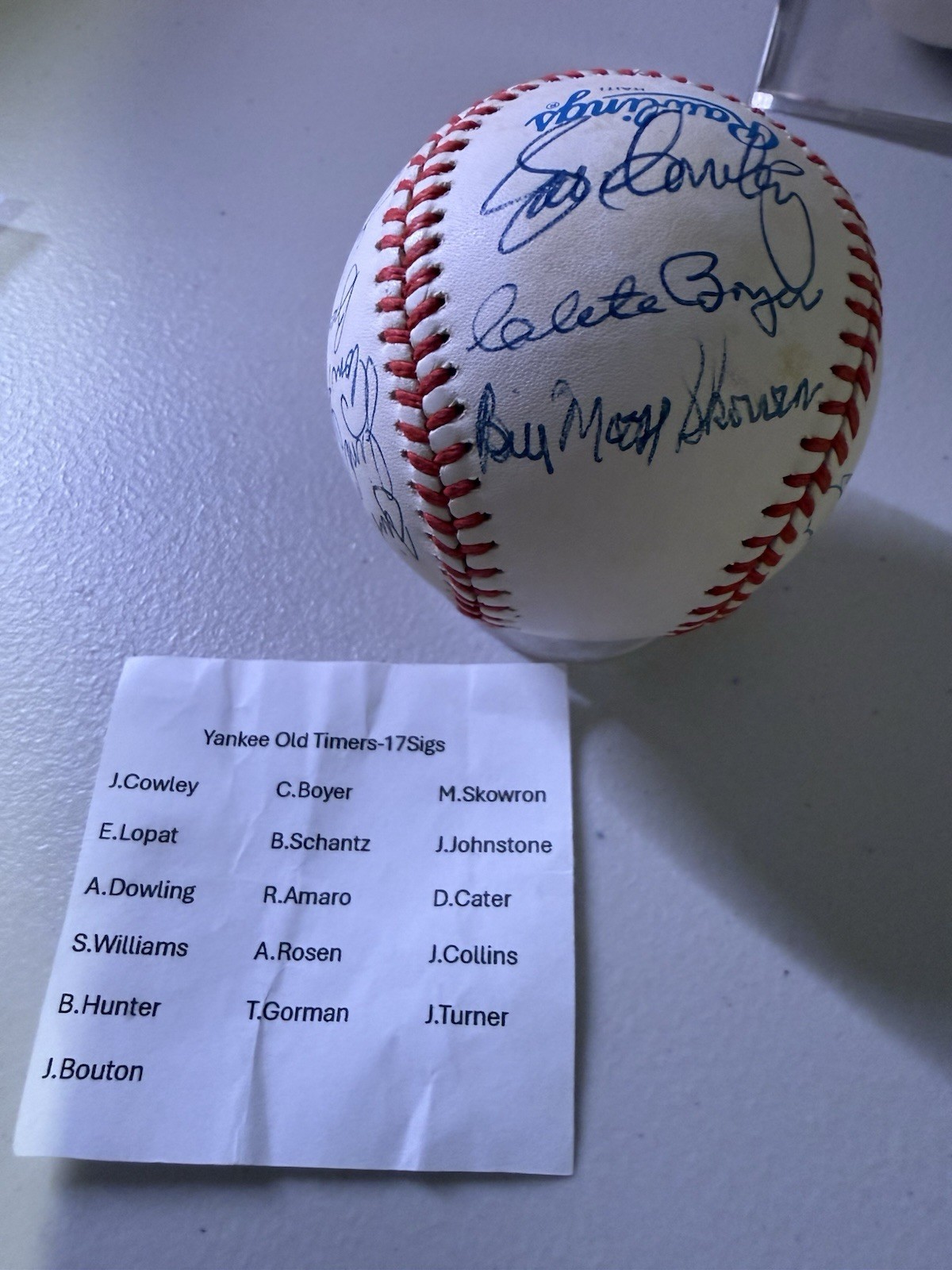 New York Yankees Old Timers Multi-Signed Baseball Autograph (17 Signatures)
