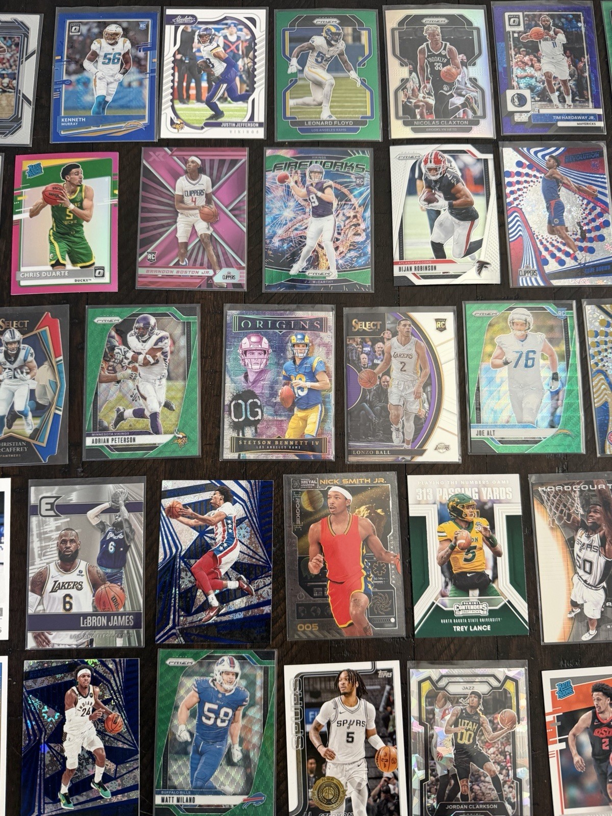 HUGE SPORTS CARD LIQUIDATION FIRE 🔥 SALE! 40+ Cards DAD’s Collection Of stars!