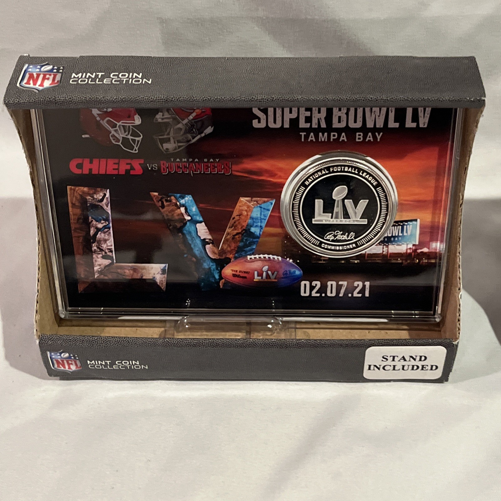 Highland Mint Super Bowl LV Chiefs VS Buccaneers Commemerative Coin Orig Pkg!!
