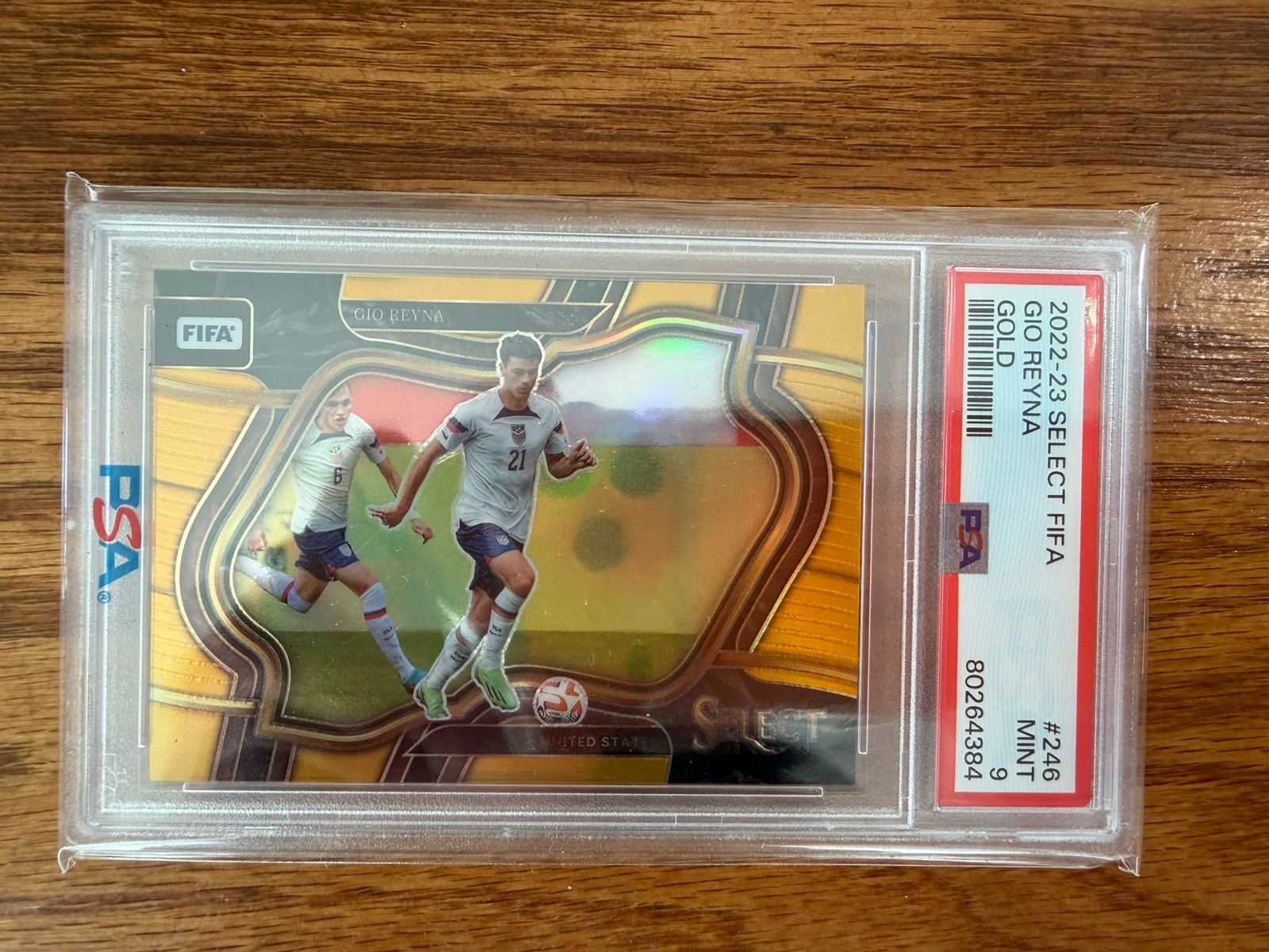 2022-23 Panini Select FIFA Gio Reyna Gold Prizm /10