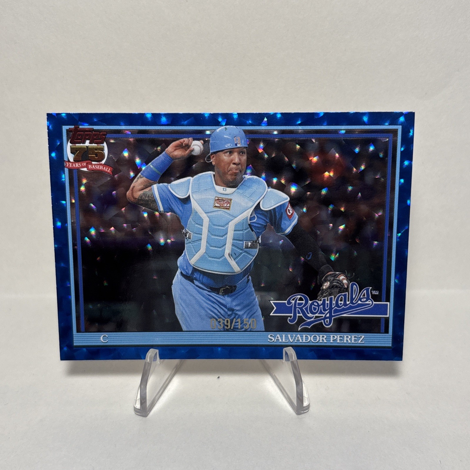 2026 Topps Series 2 Blue Crackle Foil Salvador Perez /150 #91B2-9 Royals
