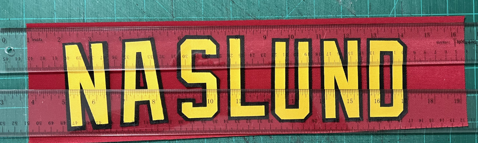 Pittsburgh Steelers UNSEWN Nameplate Namebar for your Jersey – Any Season Name