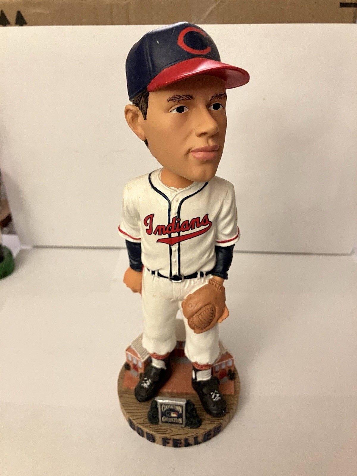 BOB FELLER Legends of the Diamond Forever Collectibles Cooperstown Bobblehead