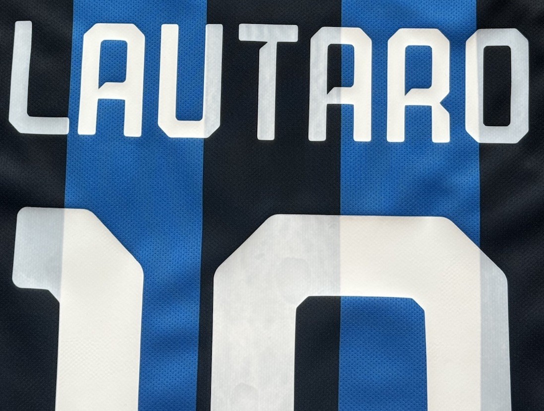 2019/20 Inter Milan Home Jersey #10 Lautaro Martinez Medium Nike Champions Kit