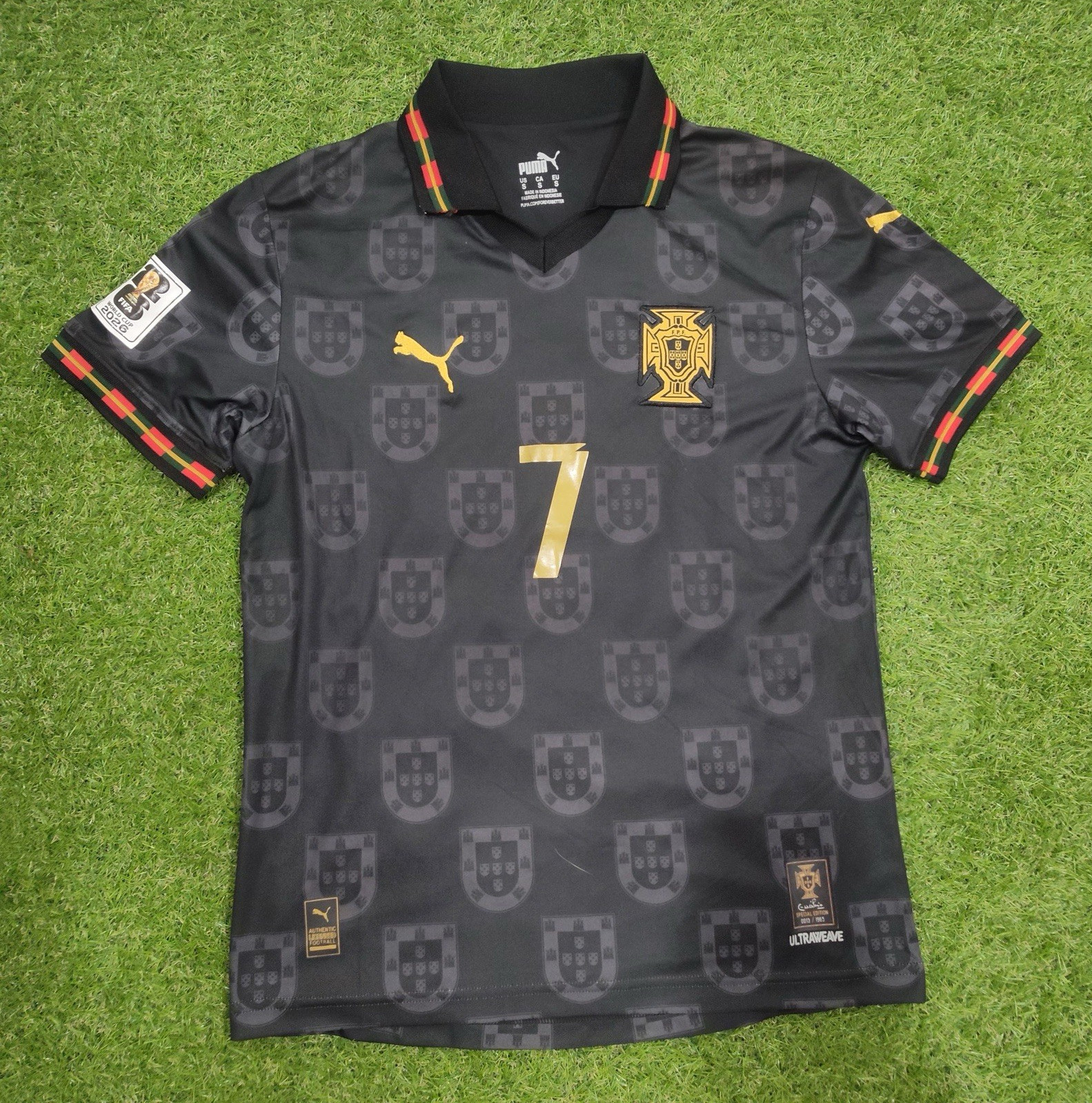 PUMA Portugal Cristiano Ronaldo #7 Soccer Jersey S Black Gold