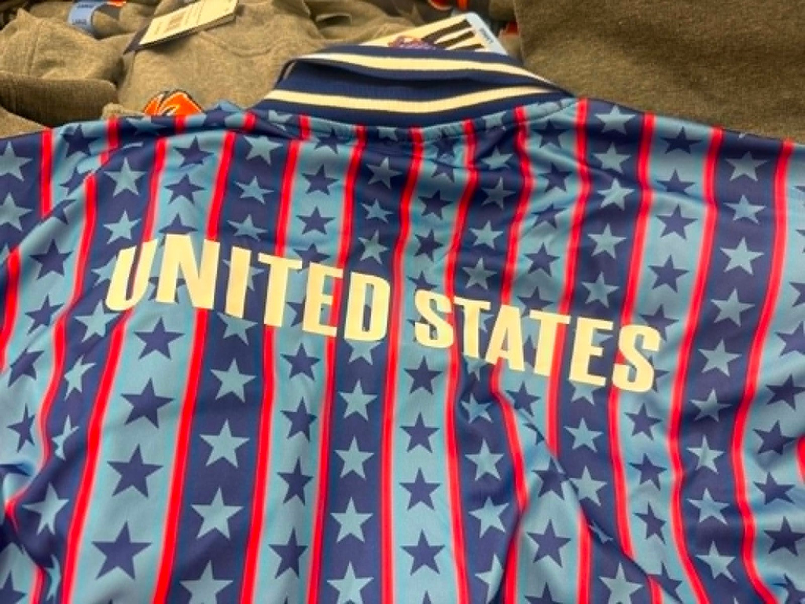 UNITED STATES OF AMERICA UMBRO SOCCER WORLD CUP FIFA JERSEY – LARGE – NWT