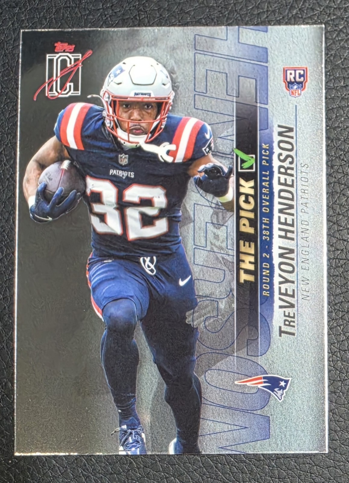 Topps 2025 Signature Class TreVeyon Henderson The Pick RC #TP-22 Patriots