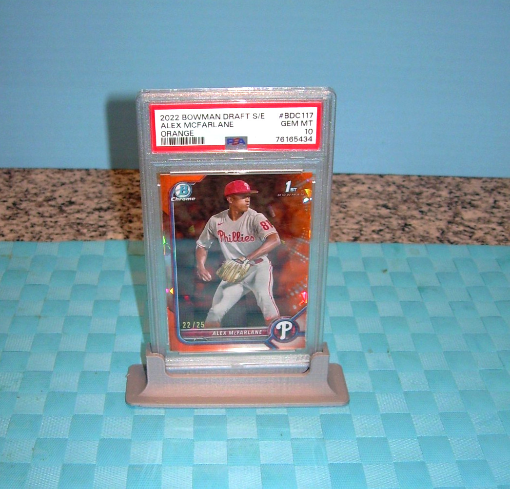 2022 BOWMAN DRAFT ALEX MCFARLANE S/E ORANGE 22/25 PSA 10
