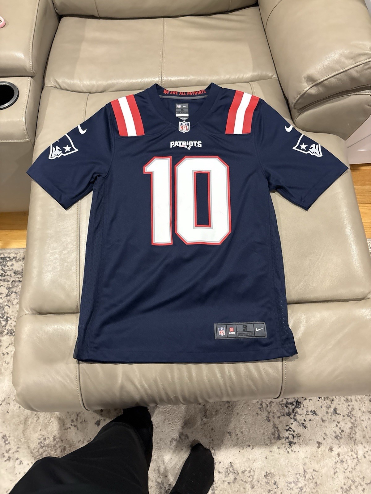 New England Patriots Mac Jones 10 Official Nike Home Blue Jersey Men’s Small