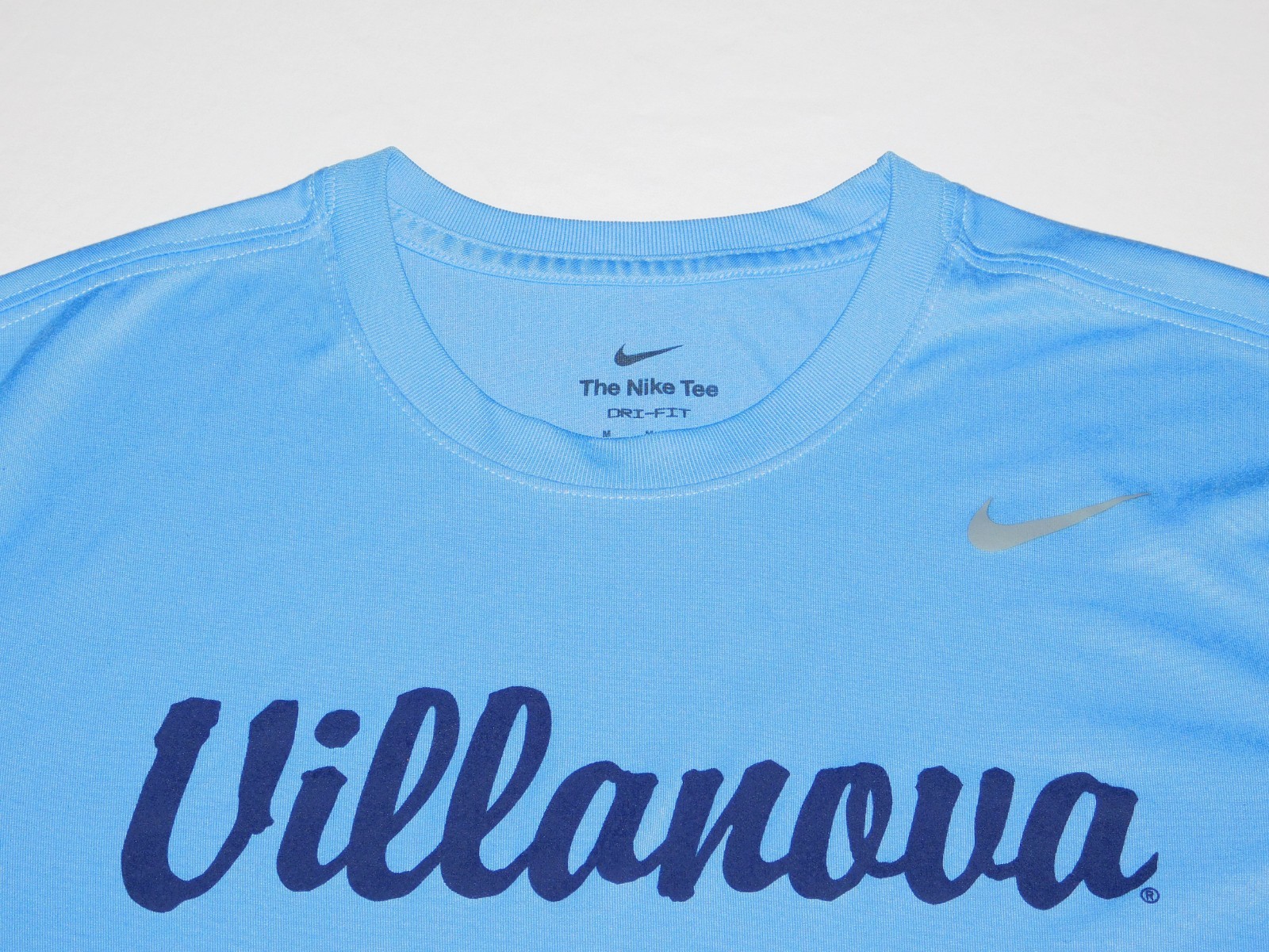 Villanova Wildcats Volleyball NCAA Team Issued Nike Dri-Fit Shirt Men’s M NEW