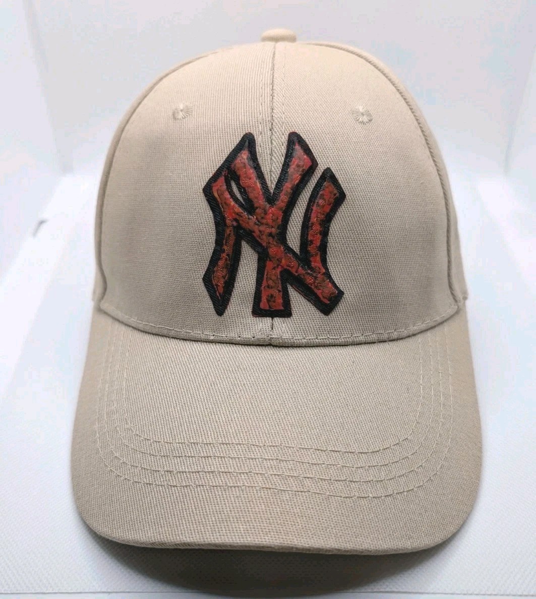 NY Yankees Baseball Hat-Caps for Adults. Adjustable Snapback