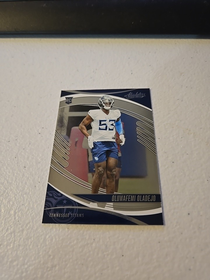 2025 Panini Absolute – Holofoil Rookies Oluwafemi Oladejo #165 (RC) Titans