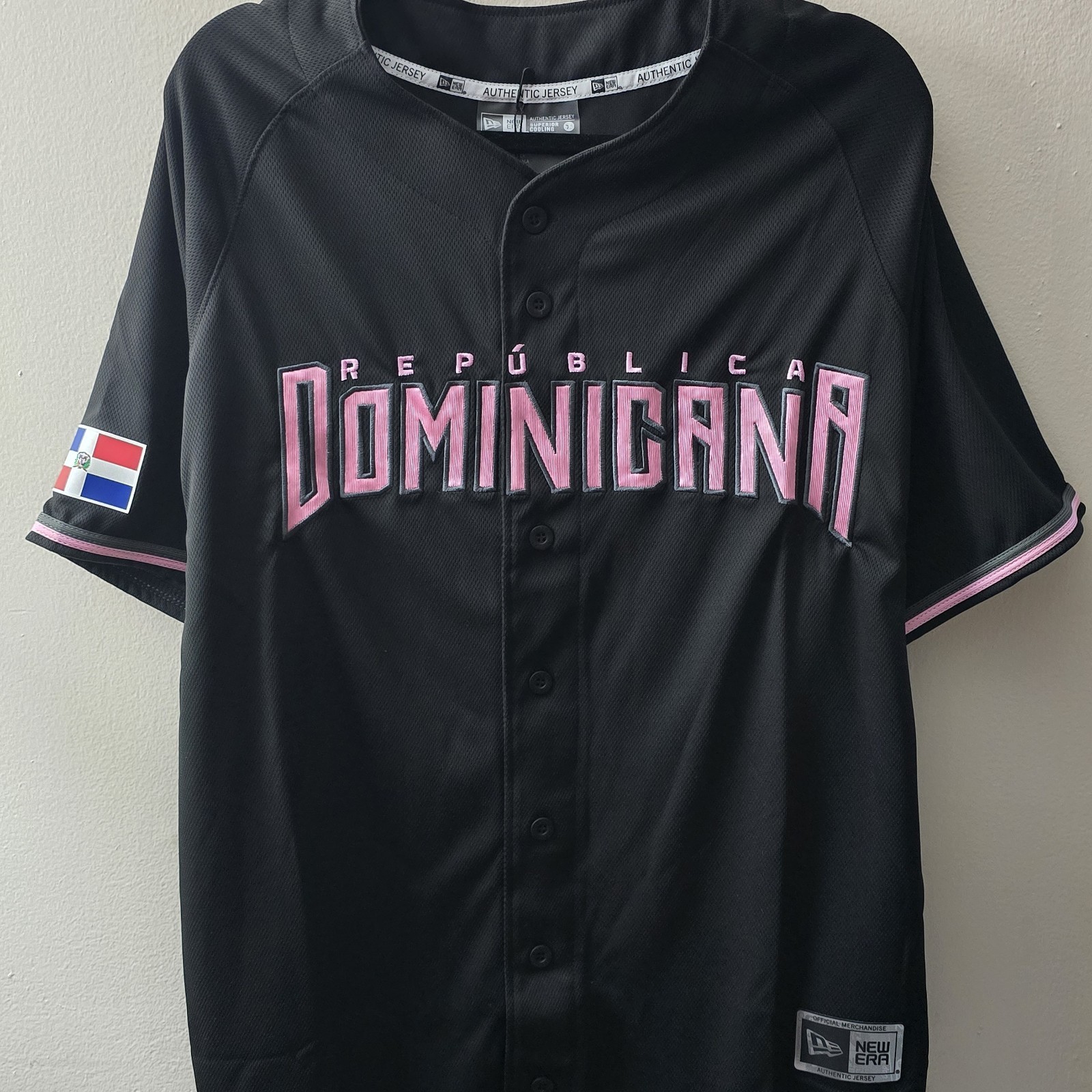 Dominican Republic New Era Authentic Baseball Jersey Black Pink XL NWT